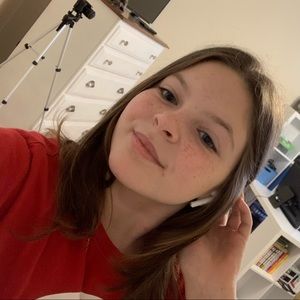 Meet your Posher, Ali